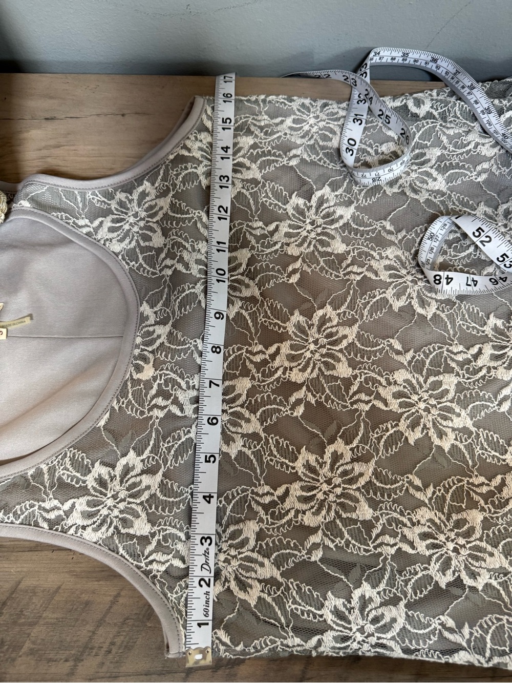 Ryu Dusty Mauve Lace Tiered Midi Dress - Picture 8 of 8